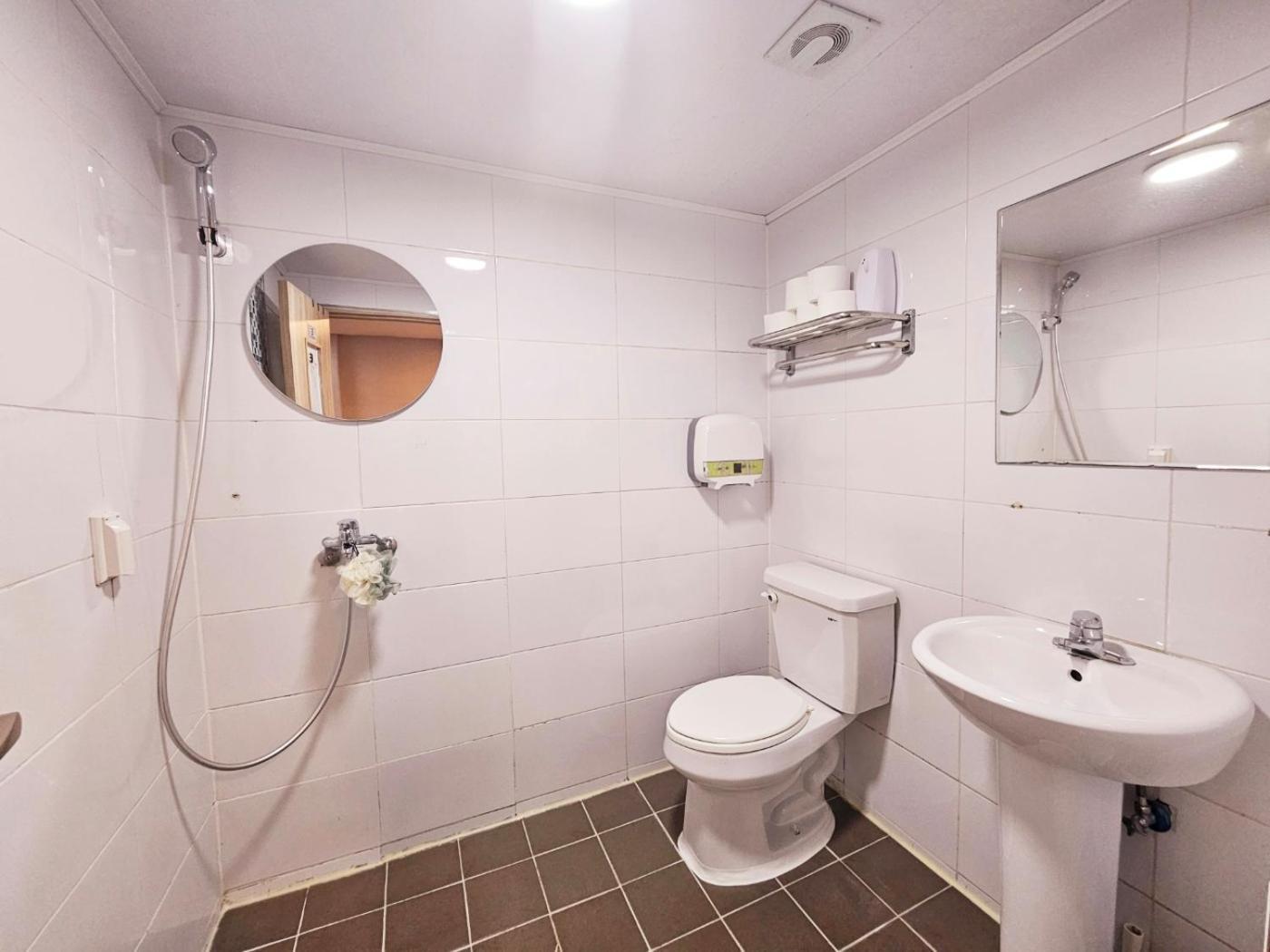 Hongdae Guest House Room#G#E#D#R#M 首爾 外观 照片